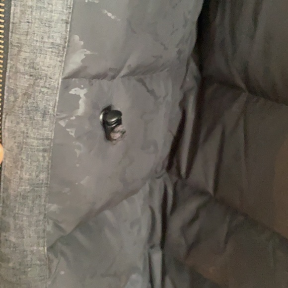 Aritzia community winter coat - Picture 6 of 7